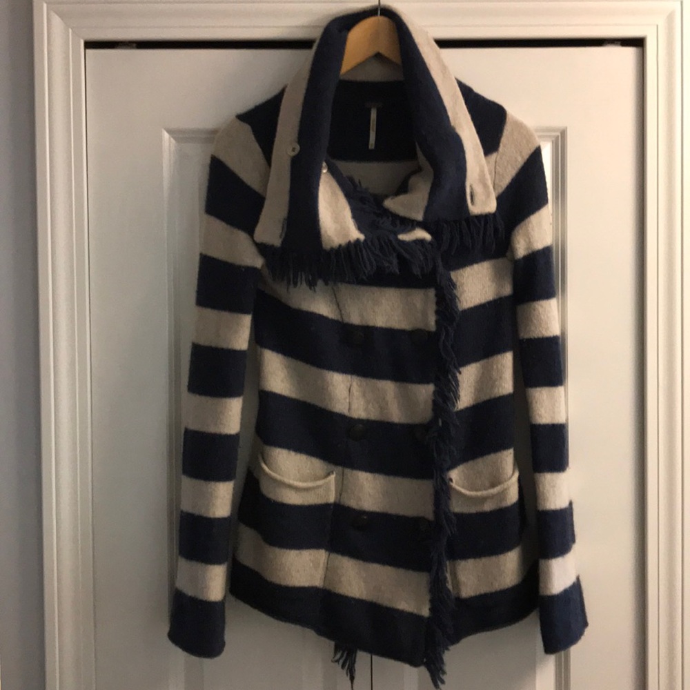 Free People Sweater cardigan/coat